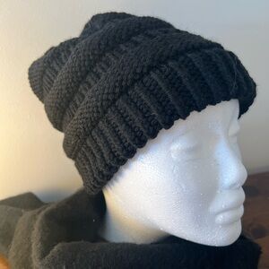 Black Hand Knit Wool blend Hat - Women's Winter Accessory